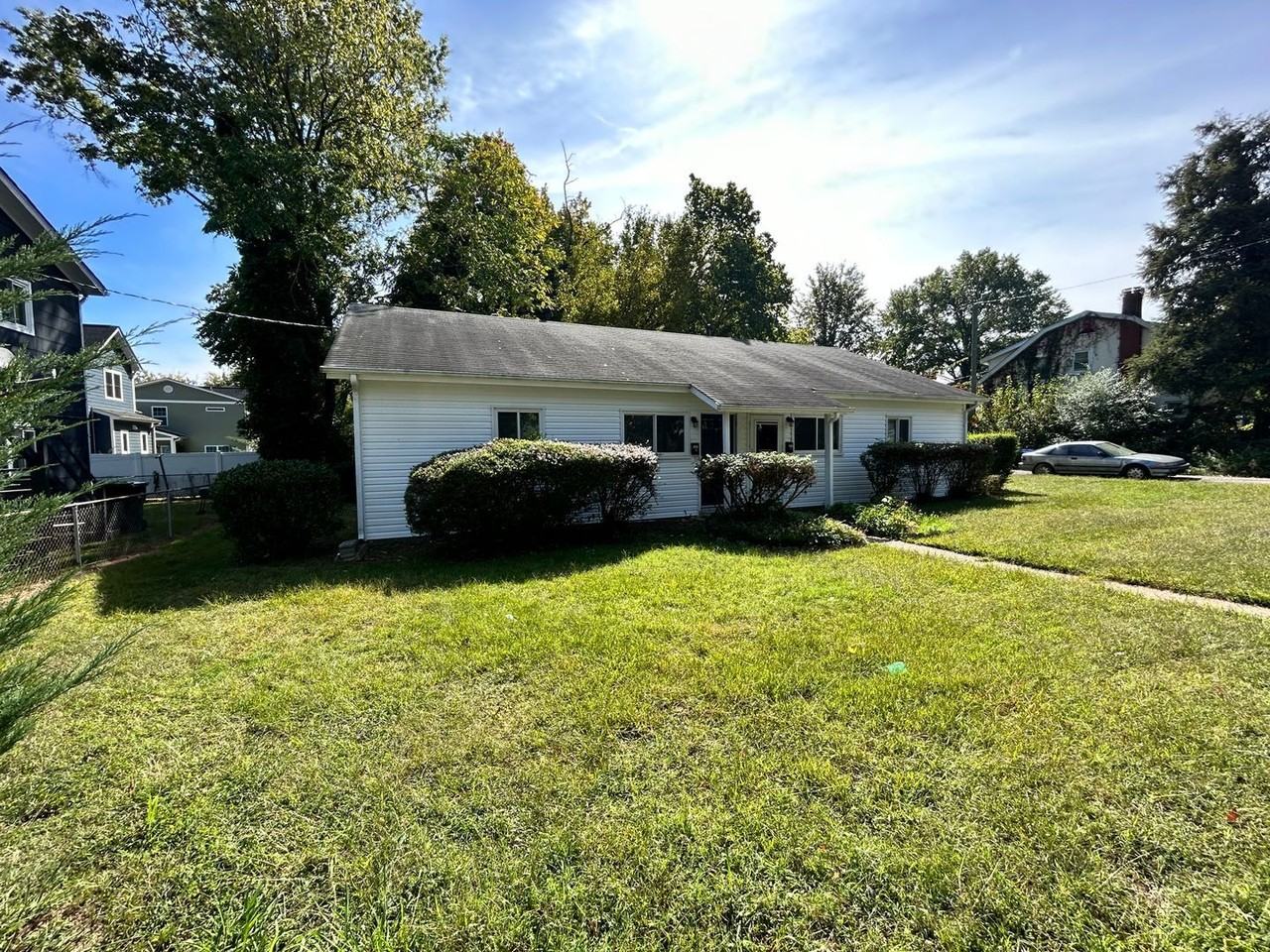 3303 Branch Ave - Photo 3 of 19