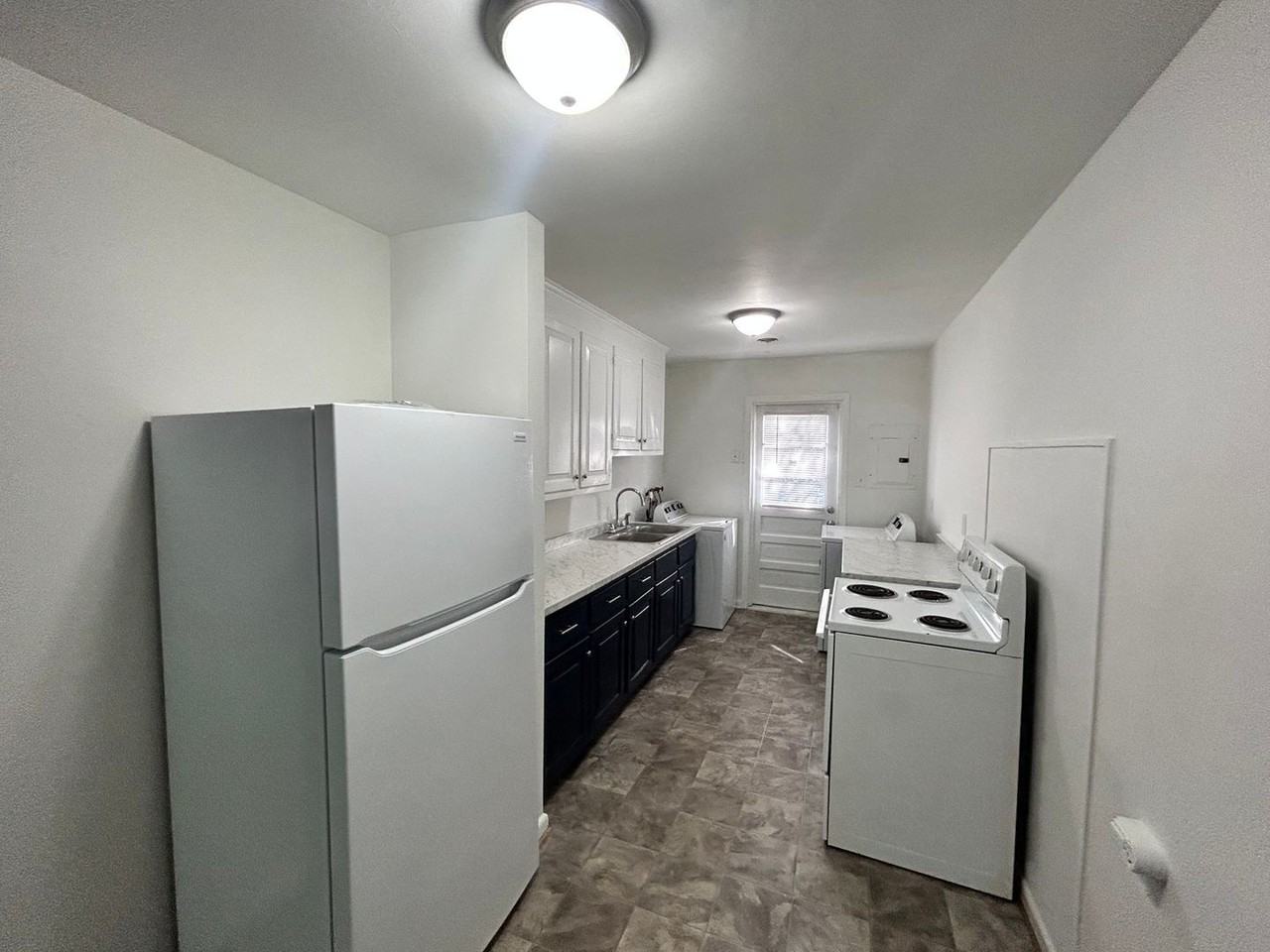 3303 Branch Ave - Photo 7 of 19