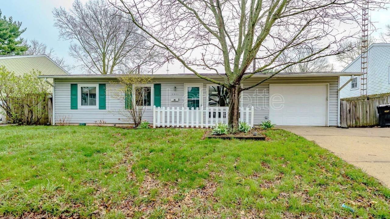 2513 Oswego Ln - Photo 2 of 36