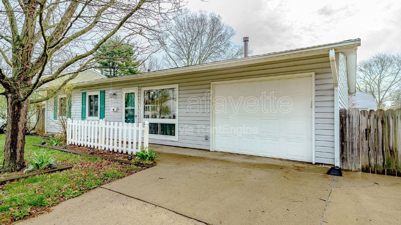 2513 Oswego Ln - Photo 3 of 36