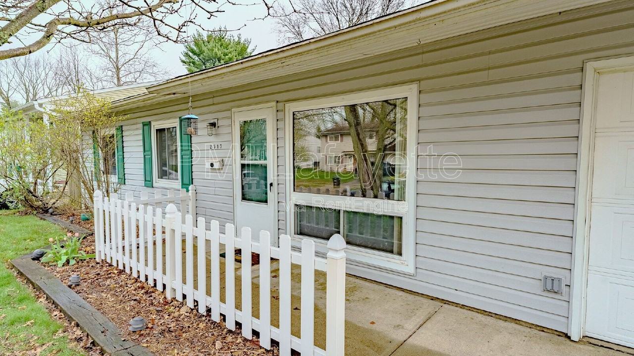 2513 Oswego Ln - Photo 4 of 36