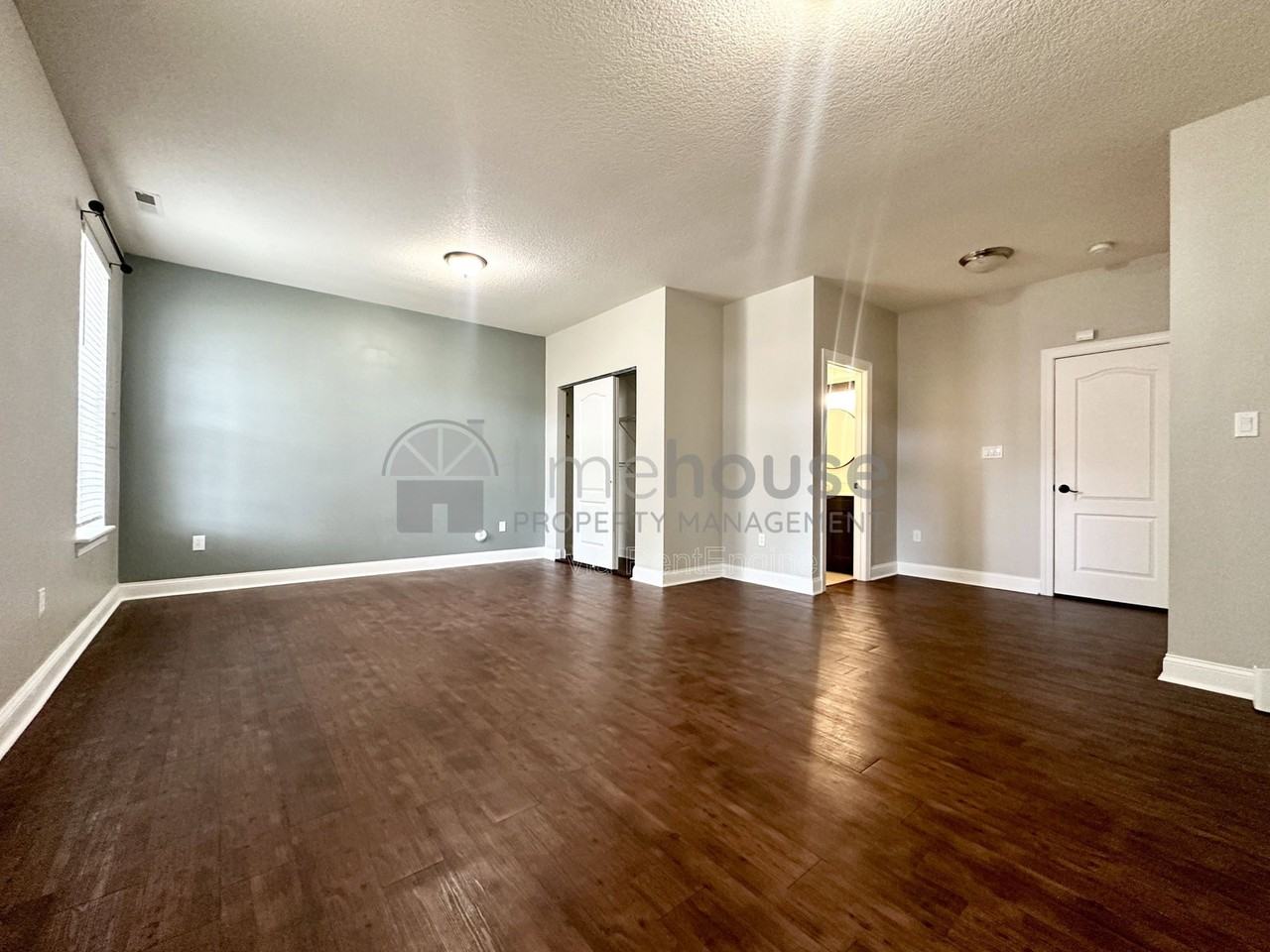 4452 Leamore Square Rd #1 - Photo 6 of 25