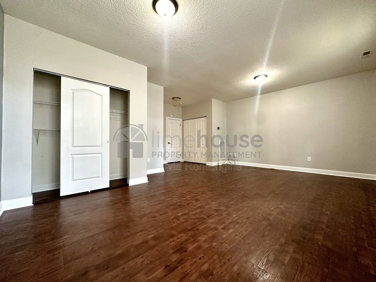 4452 Leamore Square Rd #1 - Photo 7 of 25