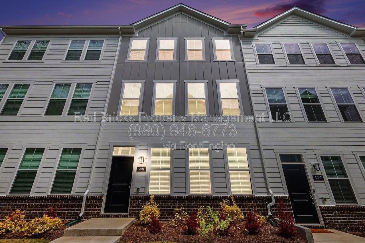 5011 Rill Ct - Photo 2 of 31