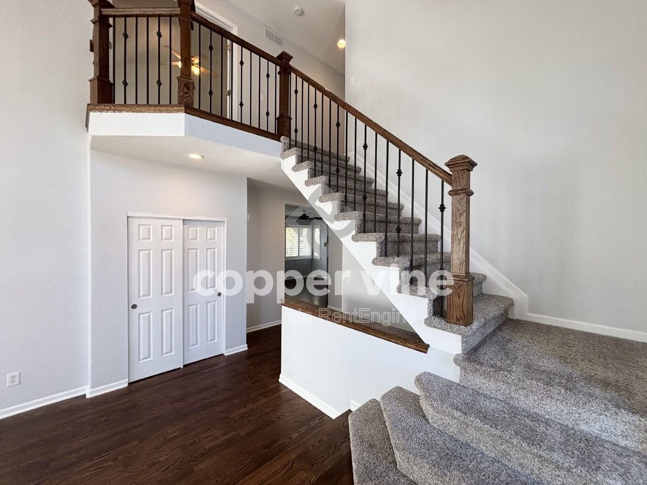 14487 Jason Dr - Photo 3 of 36