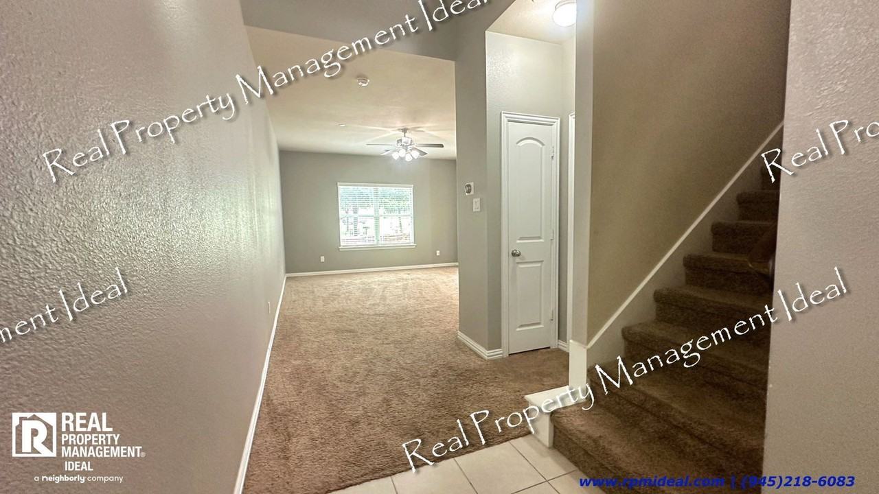 304 Basil St - Photo 3 of 27