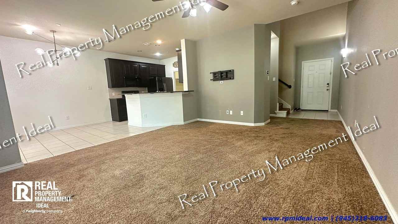 304 Basil St - Photo 5 of 27