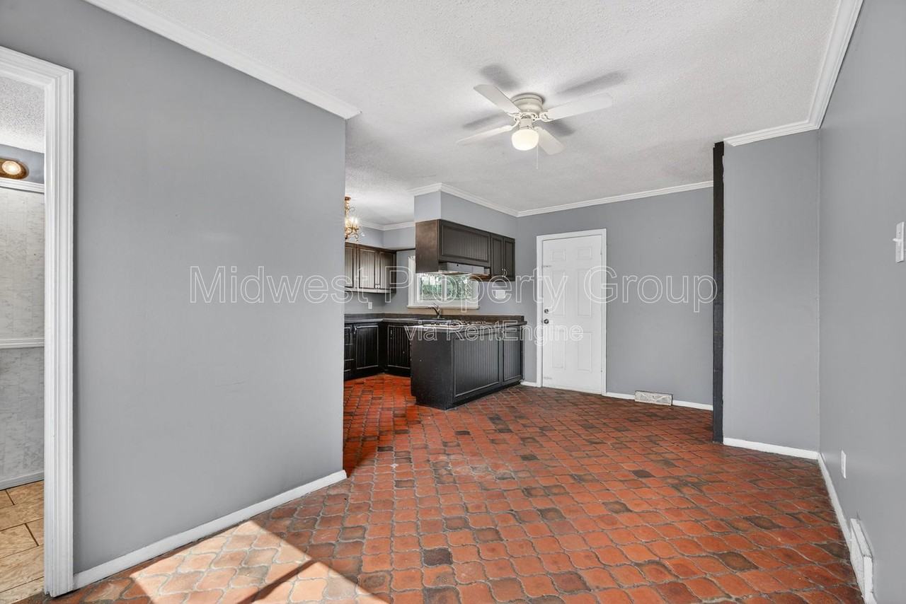 153 Bascom Dr - Photo 5 of 39