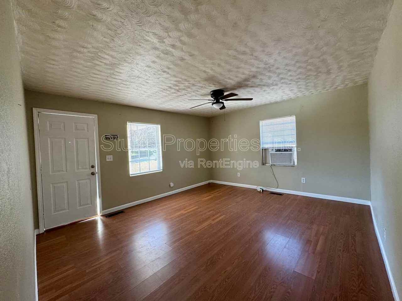 519 Willow St - Photo 2 of 6