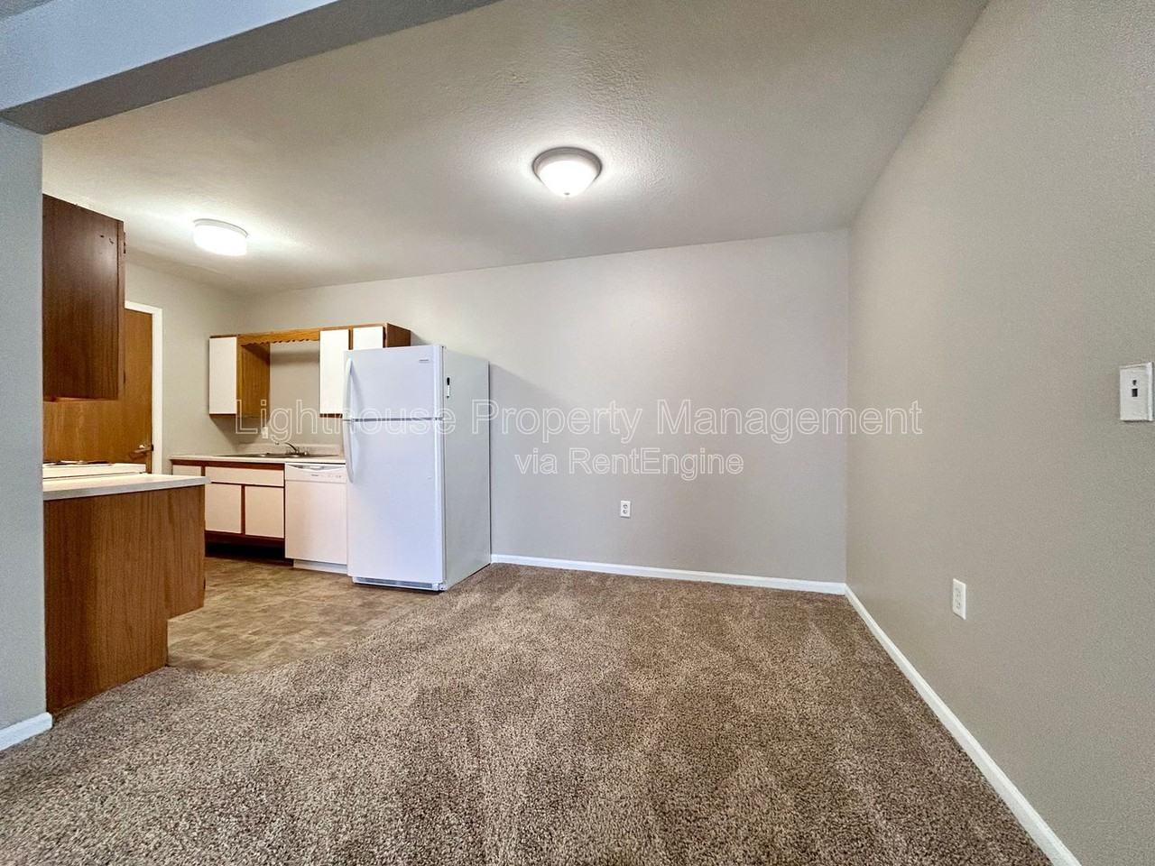 589 W Randall St #102 - Photo 5 of 14