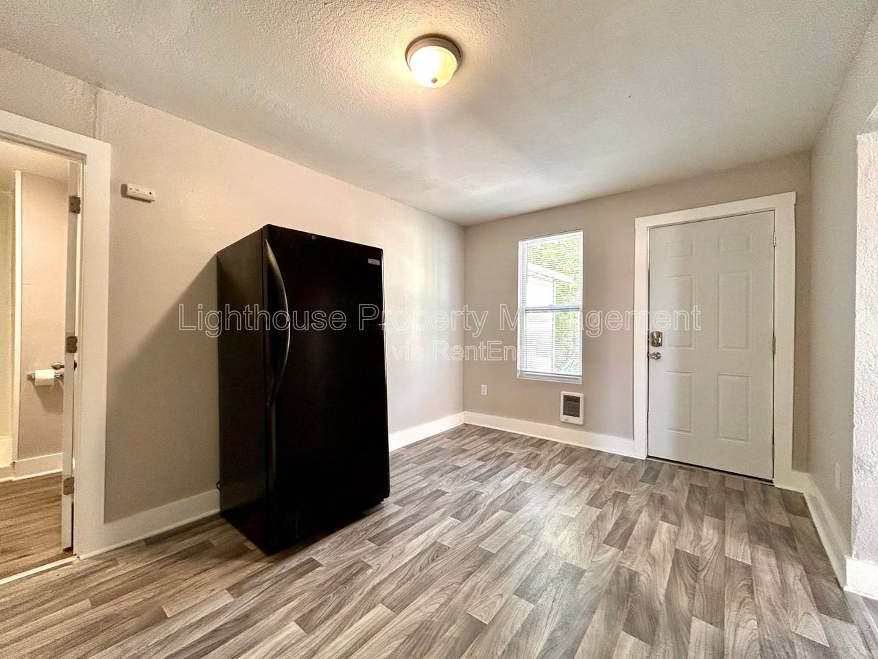 2825 Sanford St #6 - Photo 2 of 15