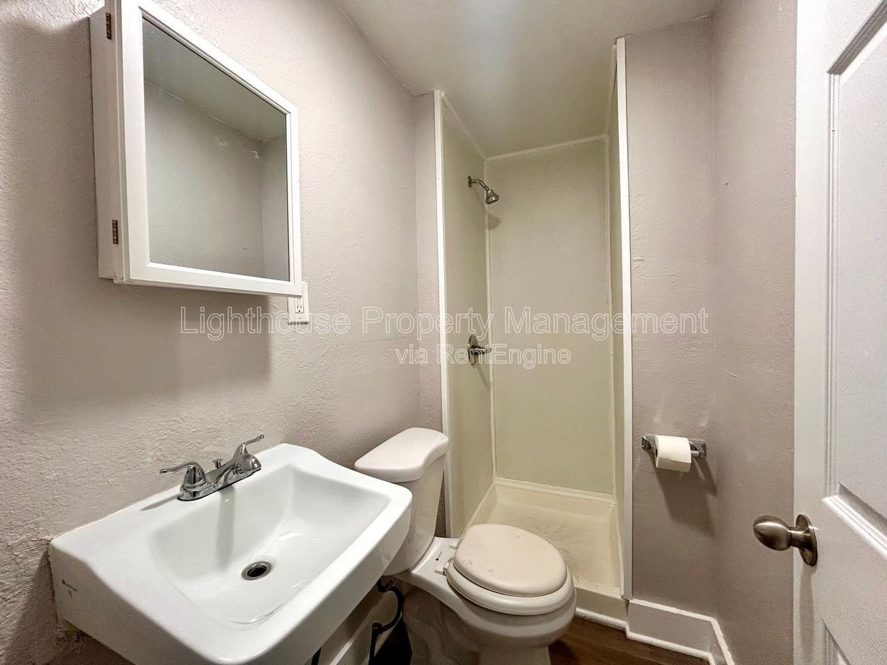 2825 Sanford St #6 - Photo 5 of 15