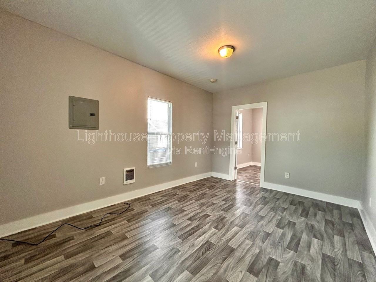 2825 Sanford St #6 - Photo 6 of 15