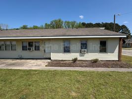 featured image of 400 E Northern Blvd #35