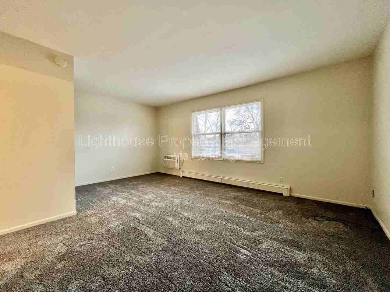 971 Mccarty St Nw - Photo 4 of 19