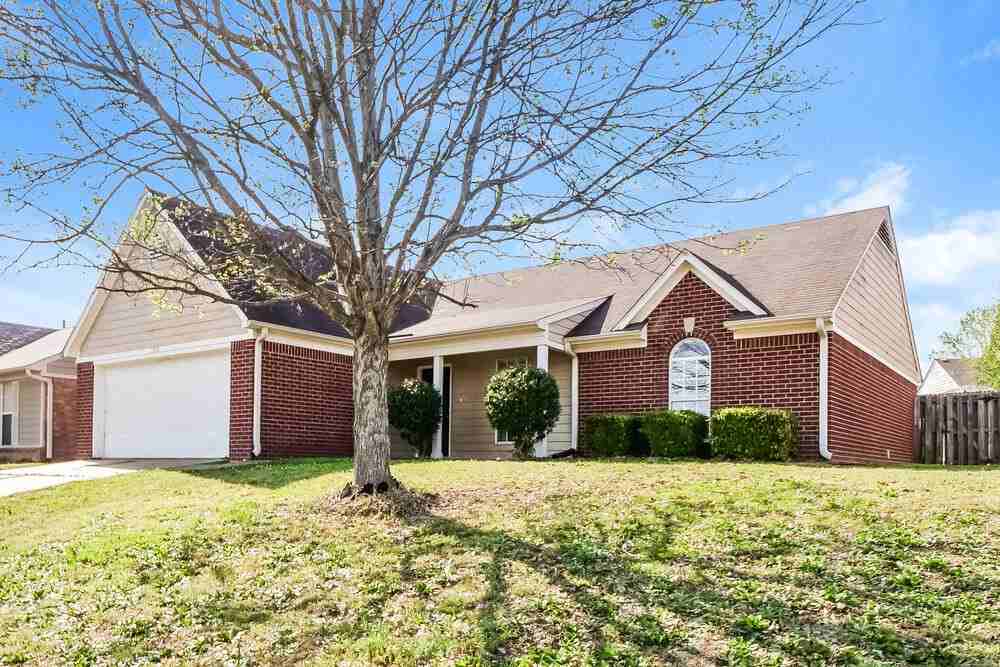 7875 Sarah Ann Dr S - Photo 3 of 16