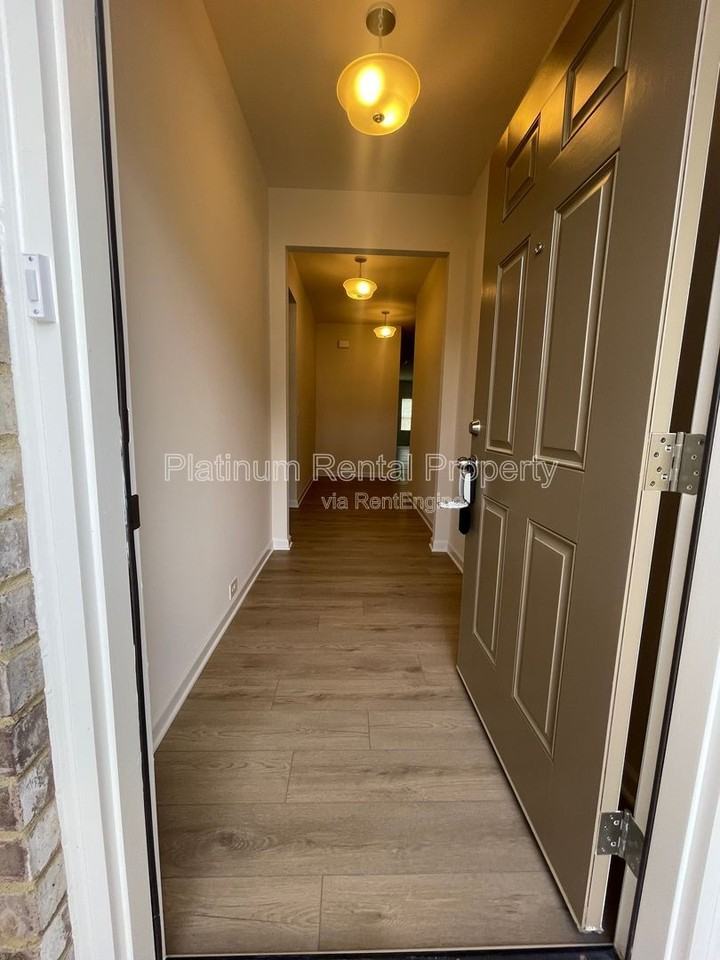 32 Thedford Dr - Photo 5 of 39