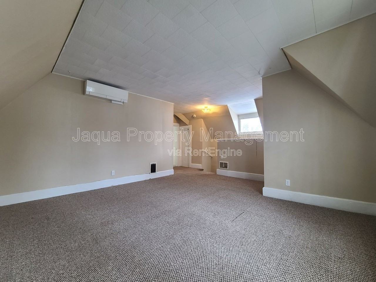 621 State St #2 - Photo 4 of 14