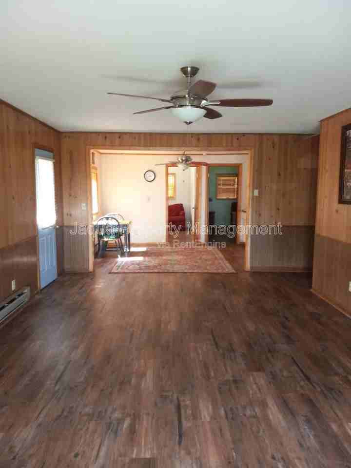 44361 66th St - Photo 4 of 13