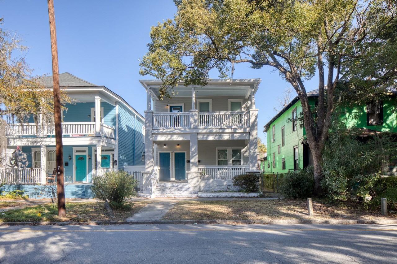 1114 E Anderson St - Photo 2 of 37