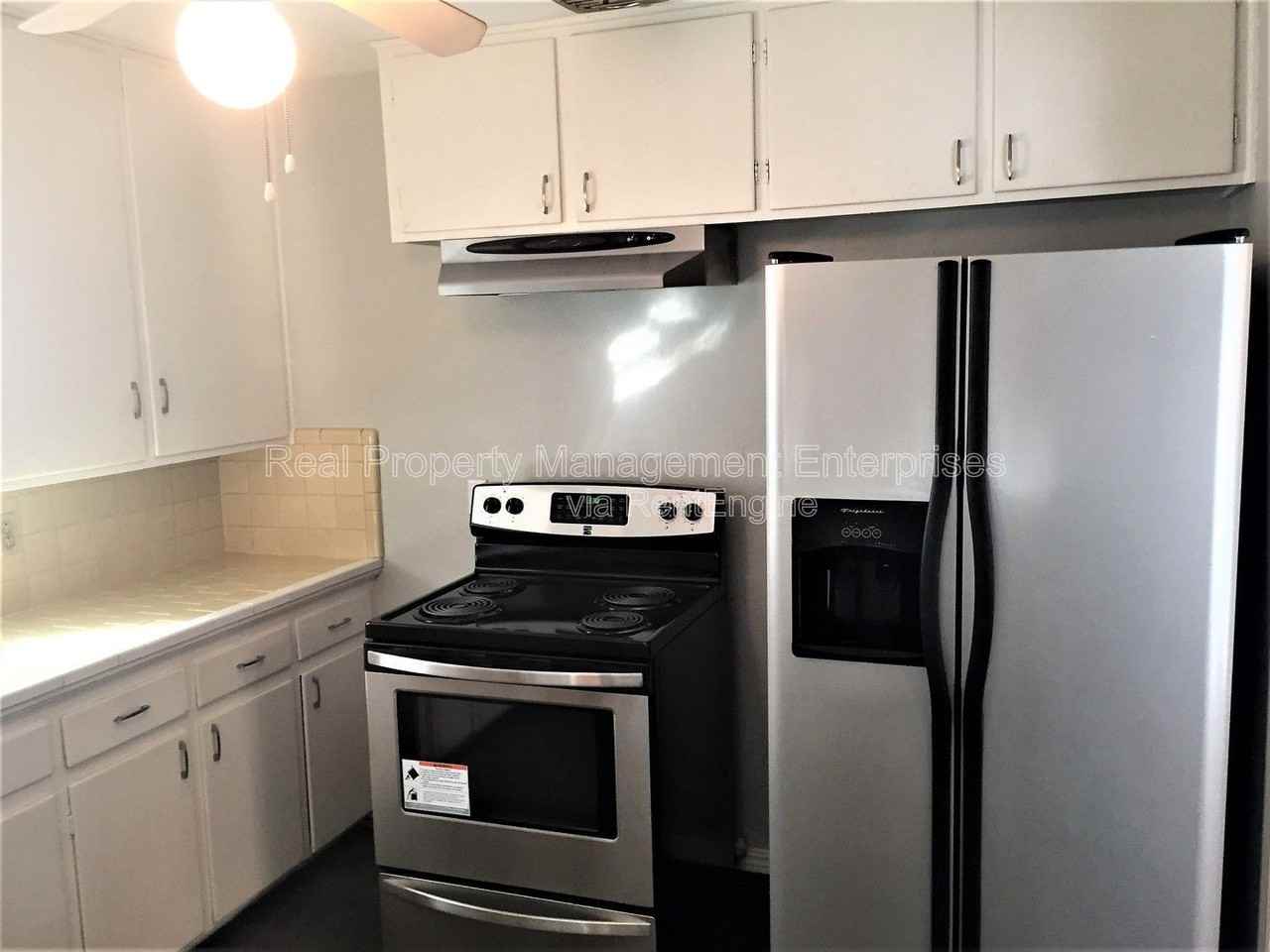 3912 Nw 32nd St - Photo 7 of 16