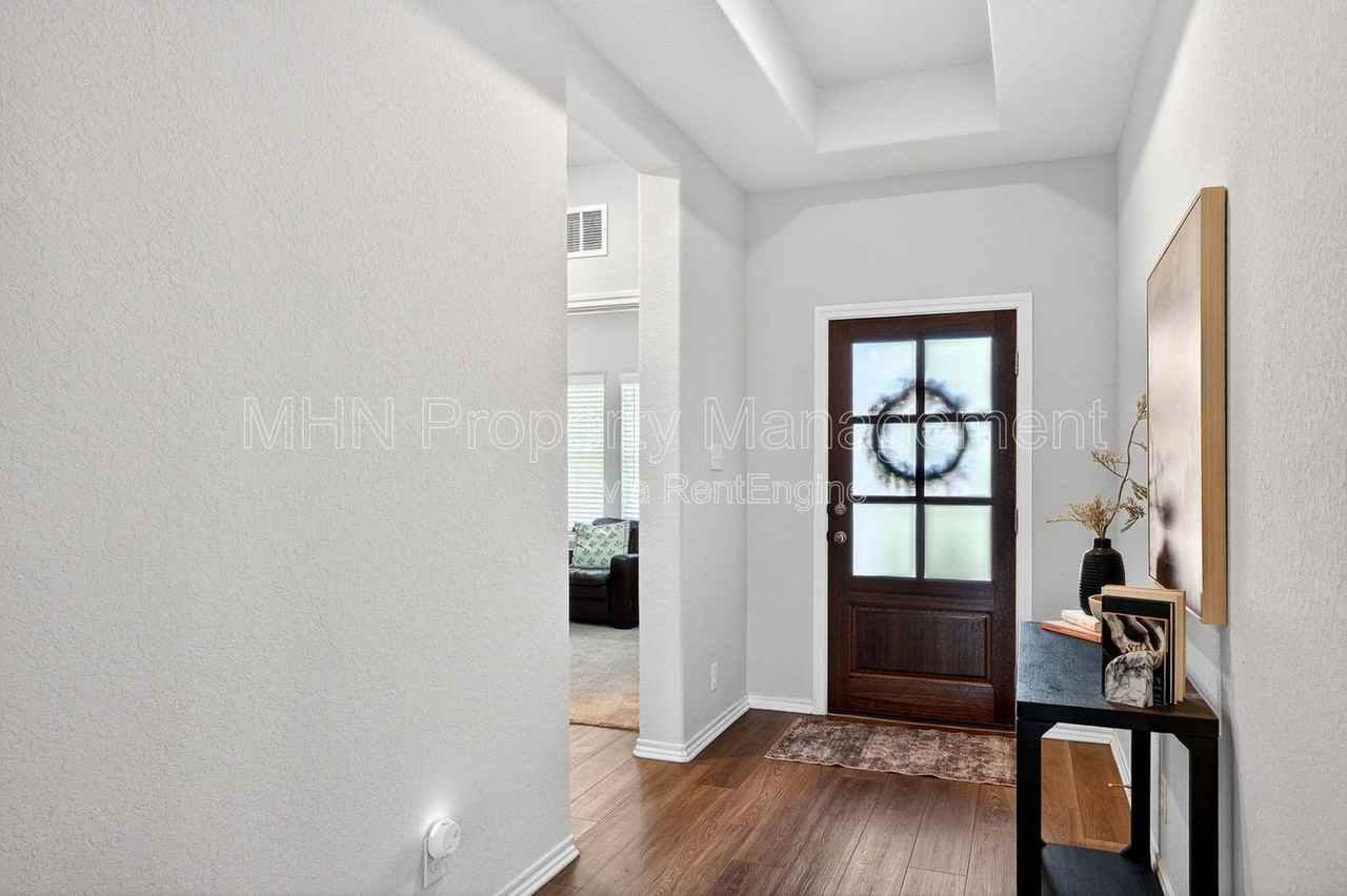 7911 Viper Cv - Photo 4 of 33