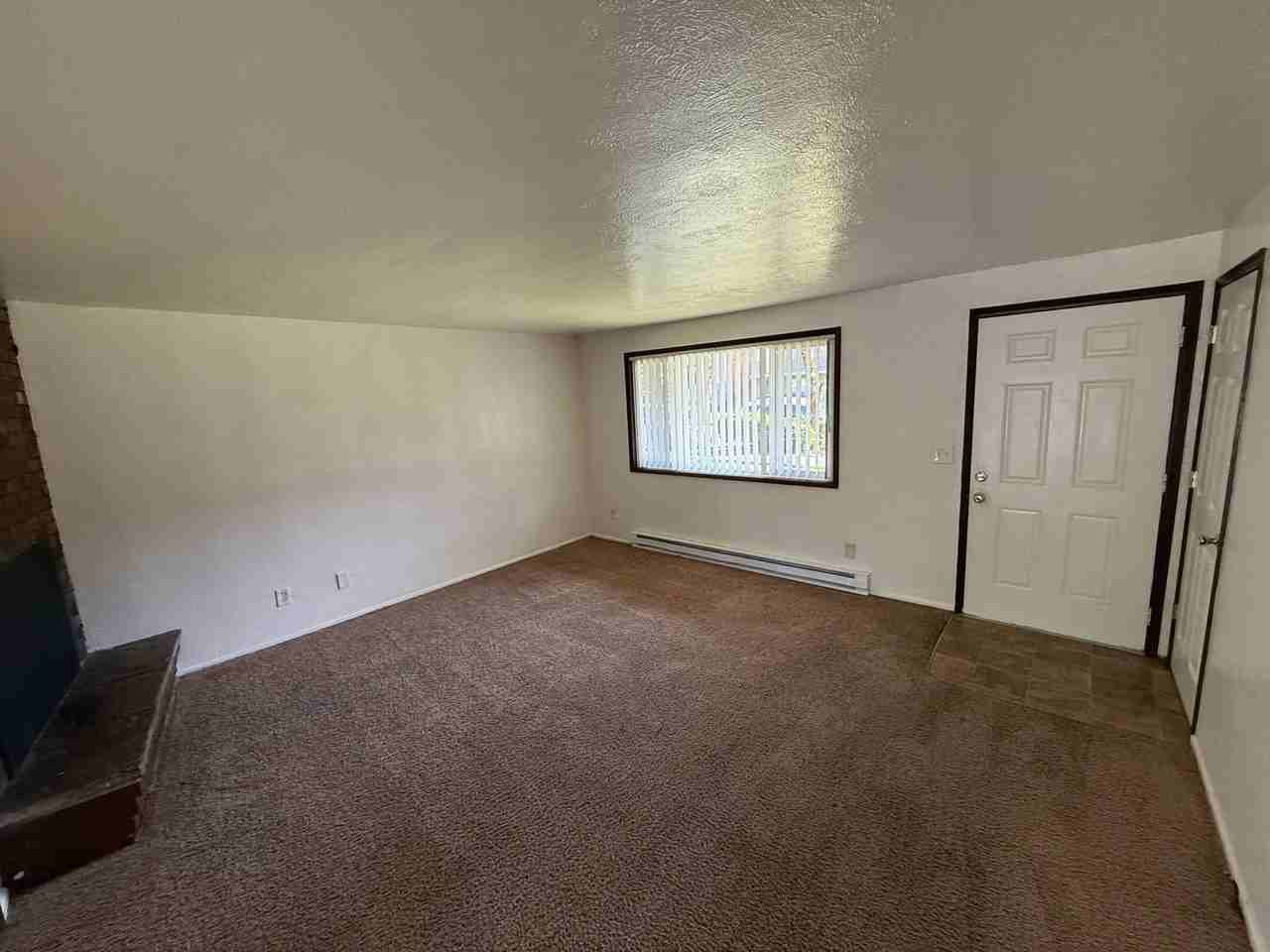 3875 Iberis St Ne - Photo 3 of 12