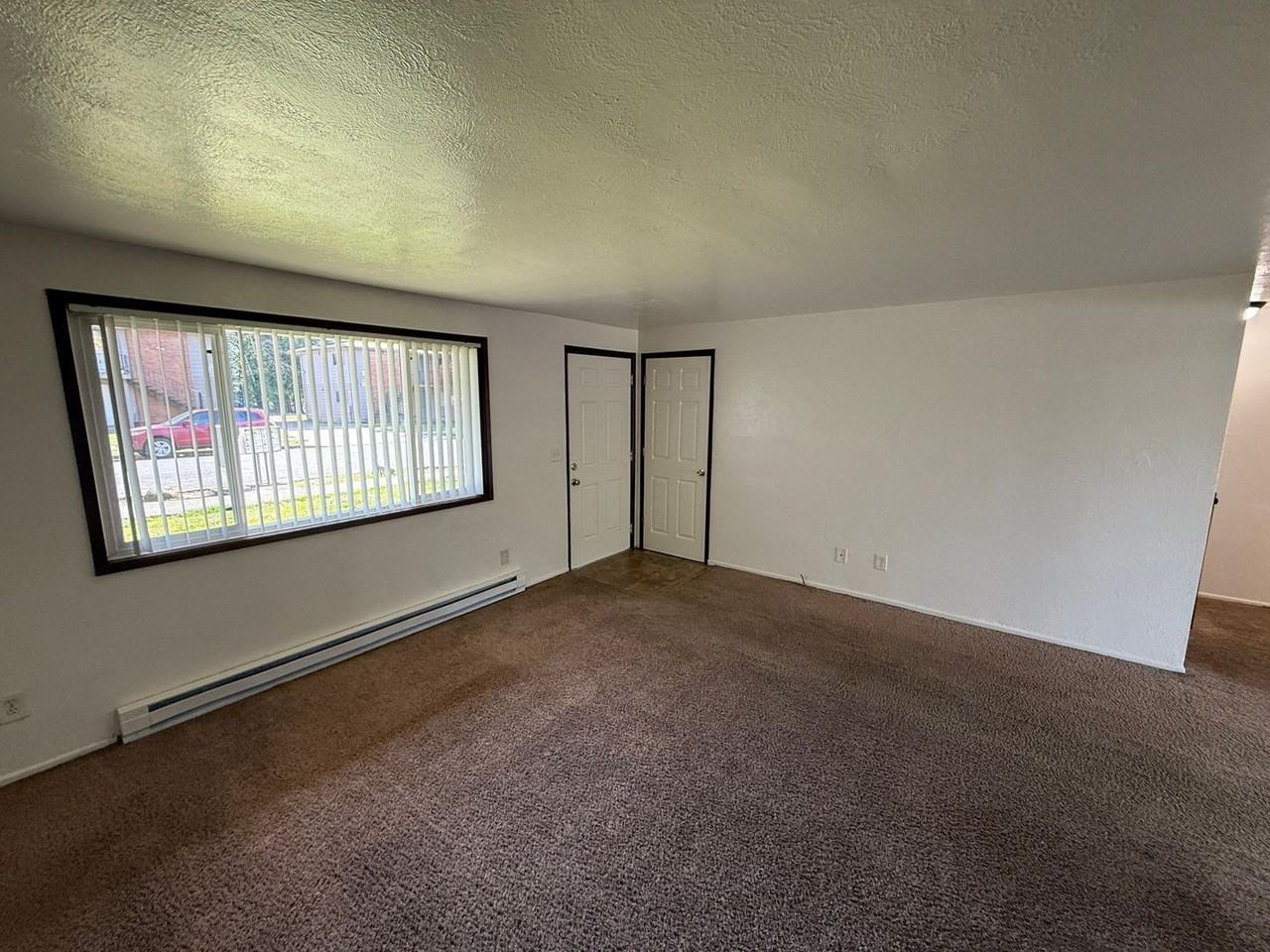 3875 Iberis St Ne - Photo 4 of 12