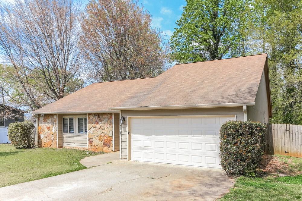 3747 Willow Wood Way - Photo 3 of 16