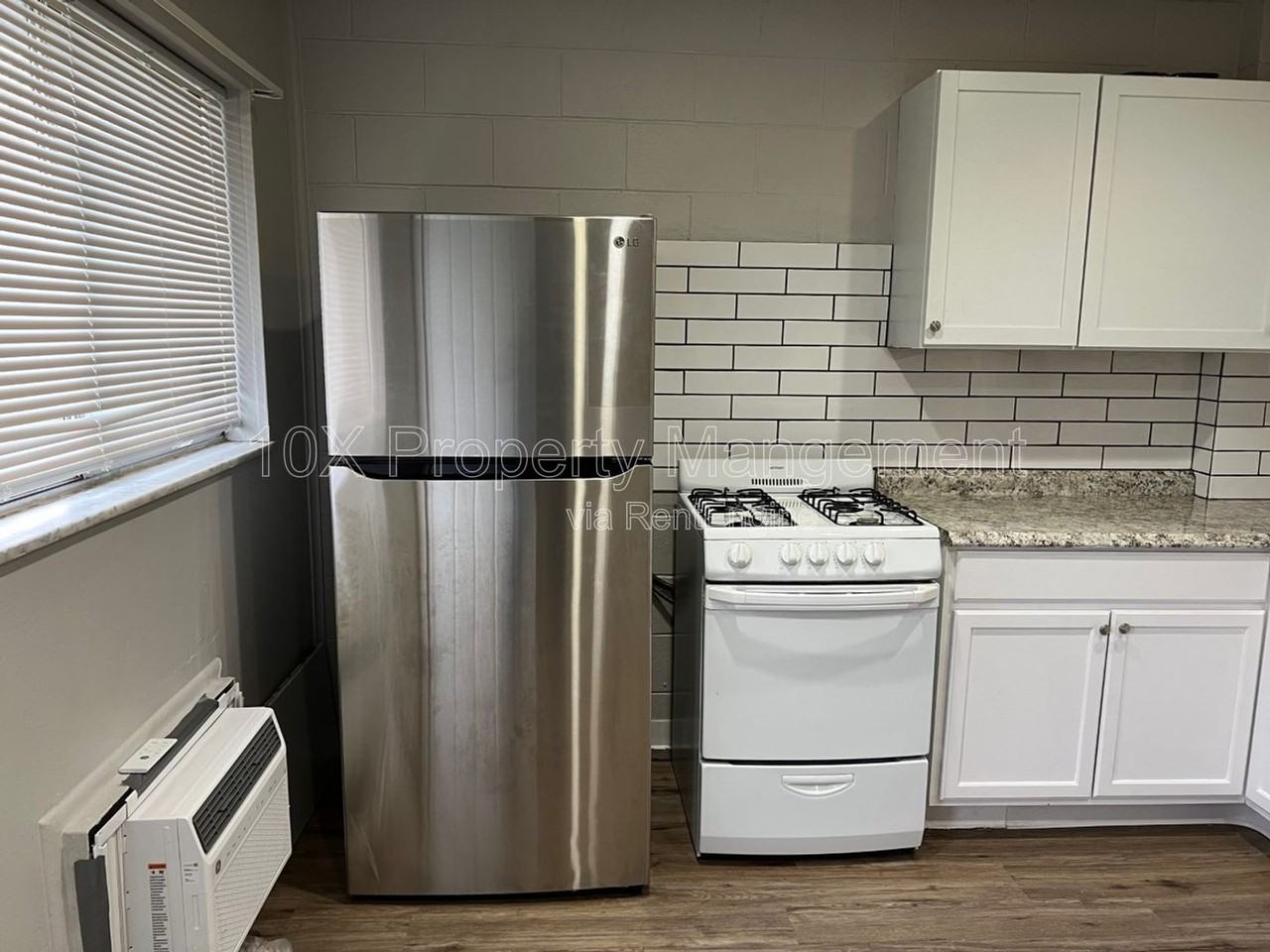 317 Clarendon Ave #1 - Photo 3 of 11