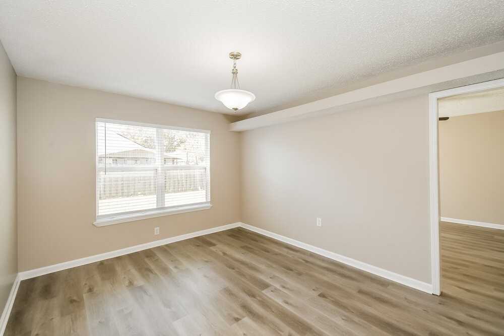 6740 Newgate Cir E - Photo 6 of 17