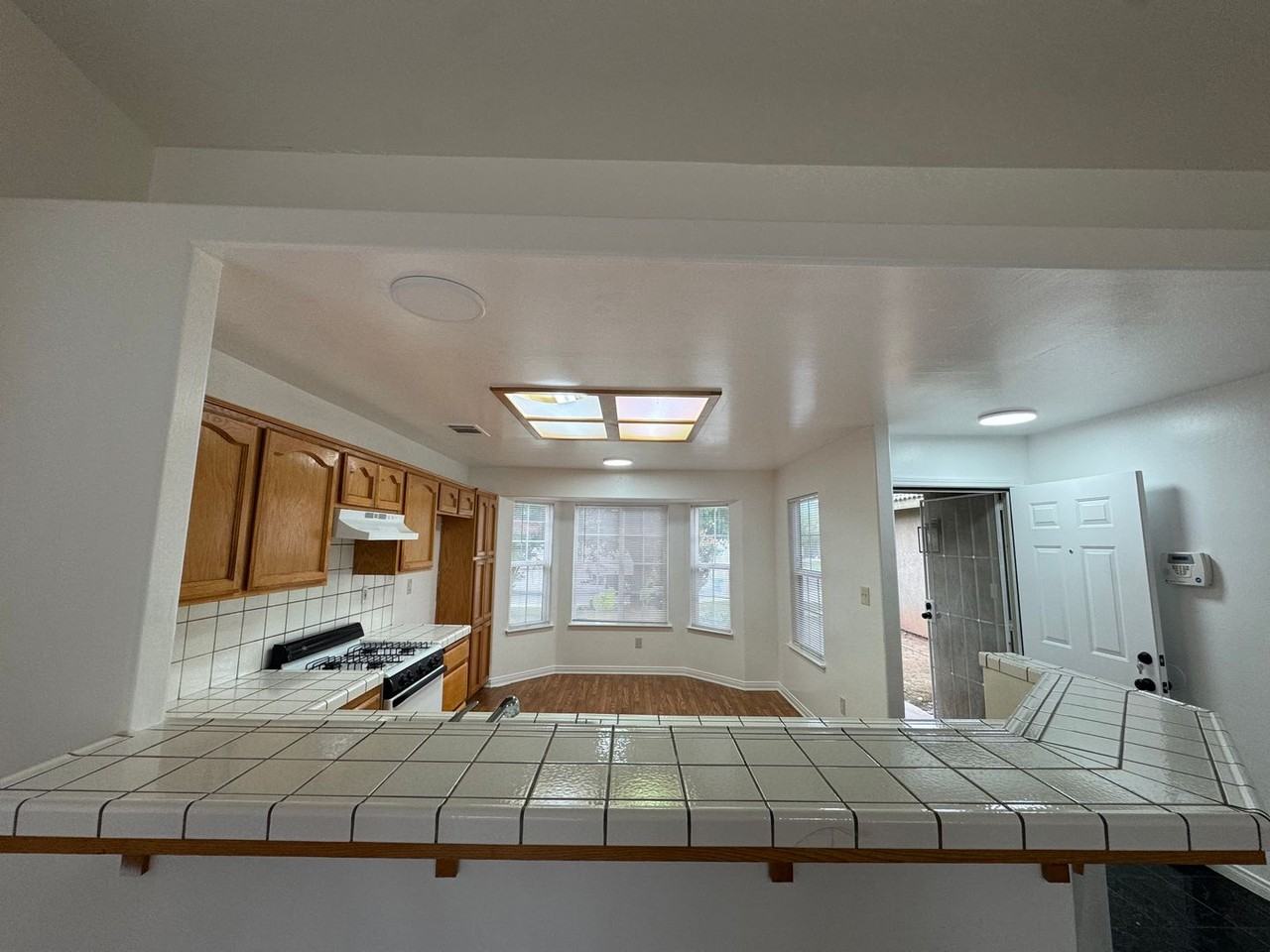 3701 White Sands Dr - Photo 3 of 11