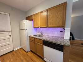 featured image of 6535 N Mozart St