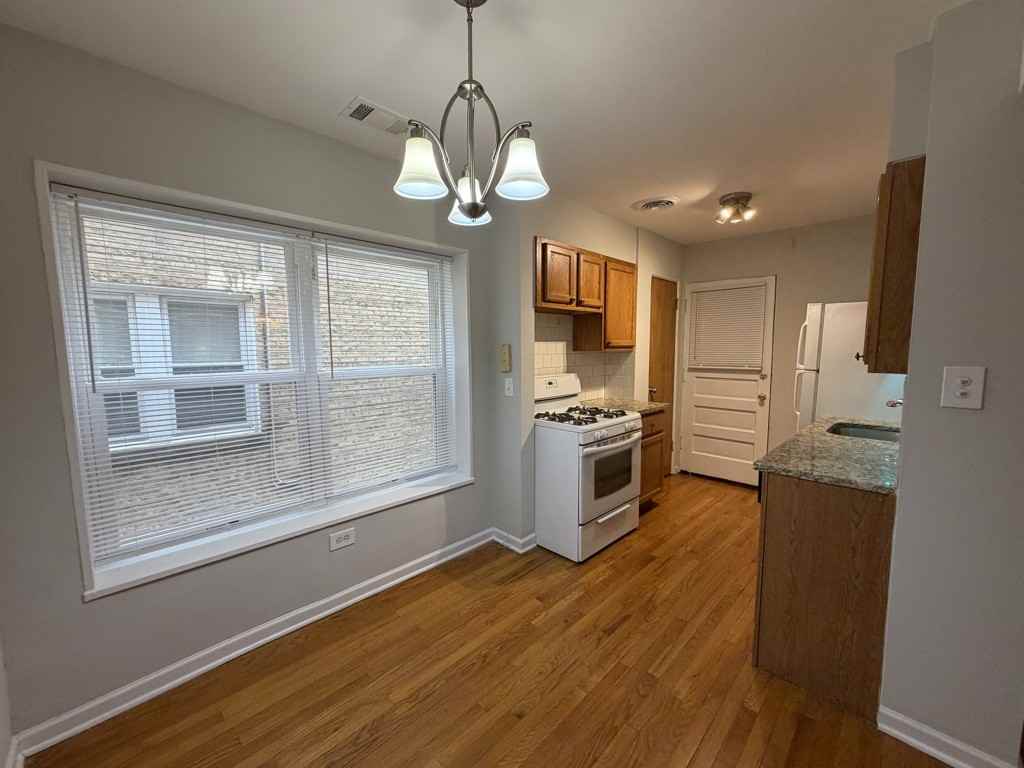 6535 N Mozart St - Photo 2 of 15