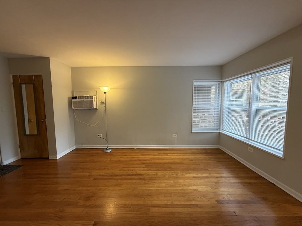 6535 N Mozart St - Photo 5 of 15