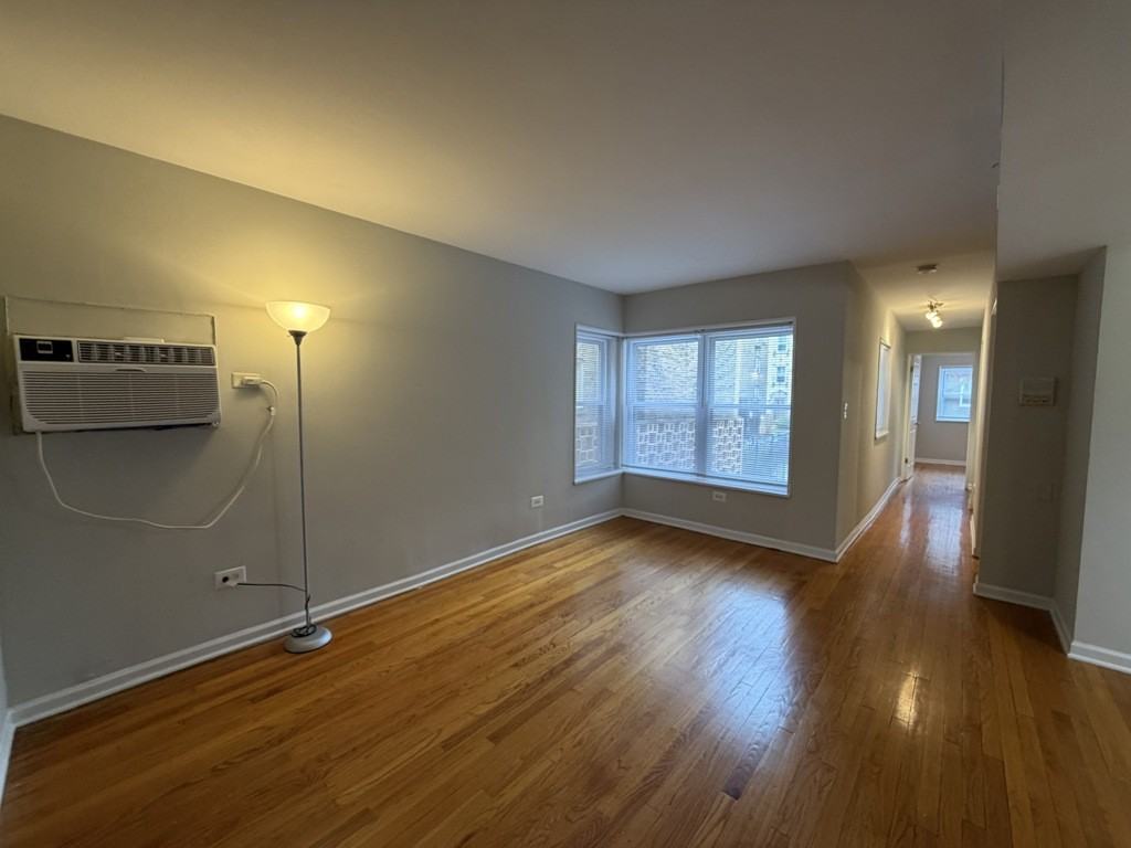 6535 N Mozart St - Photo 6 of 15