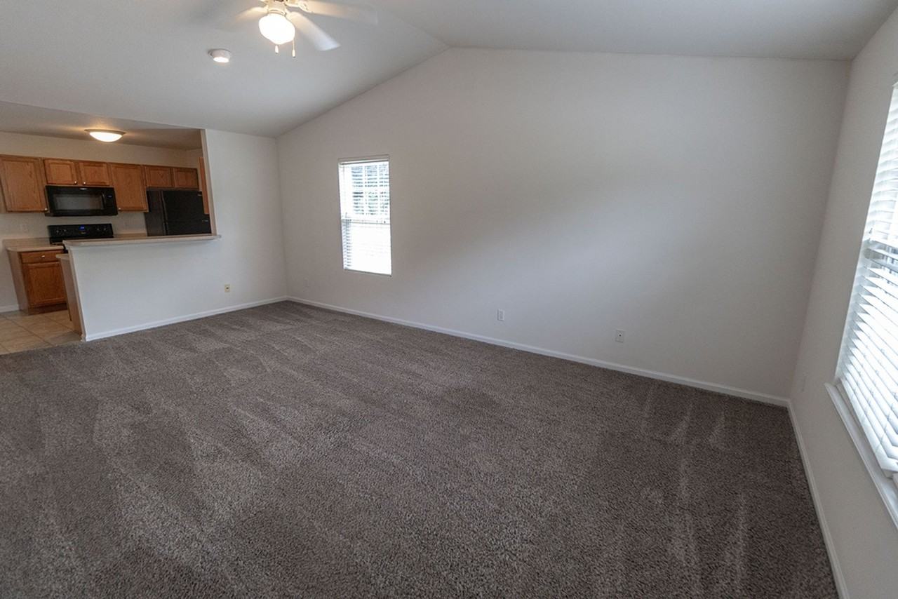 3306 St Charles Rd - Photo 2 of 31