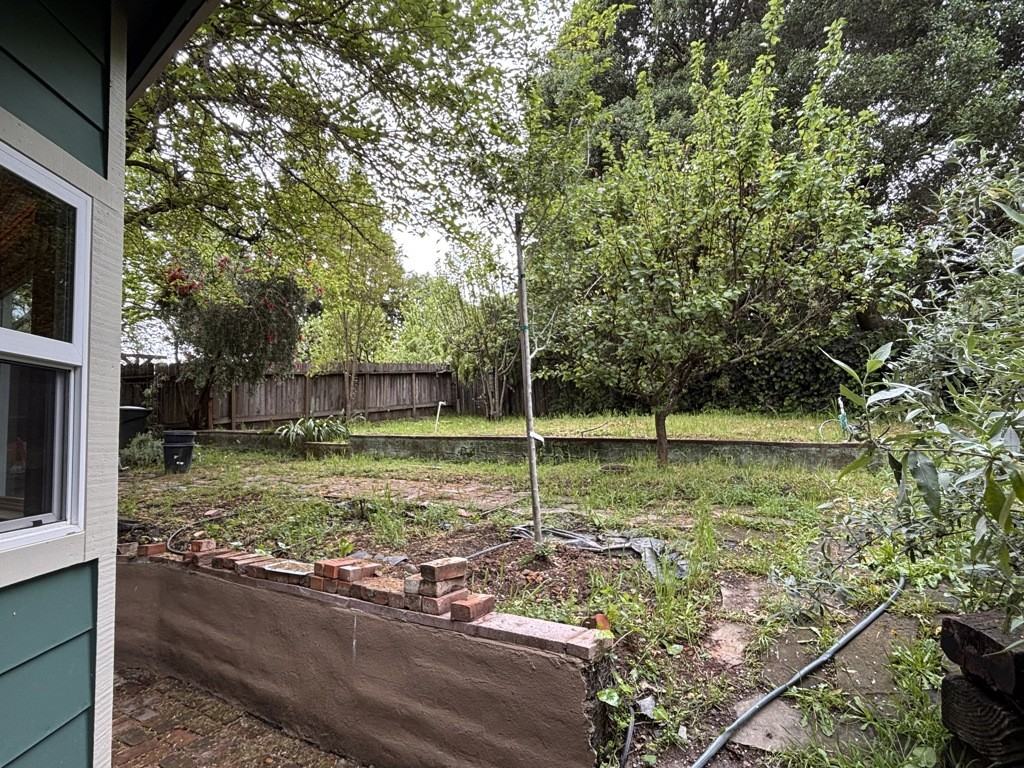 326 Jesse St - Photo 5 of 5