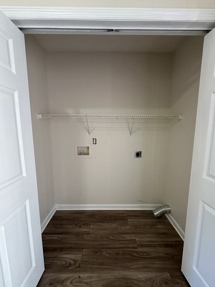 400 Winners Cir S - Photo 5 of 11