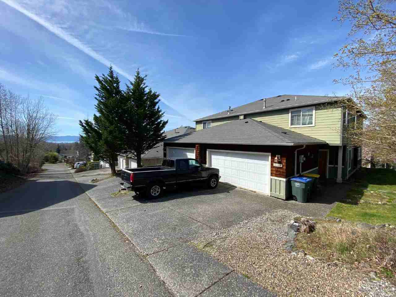 3328 Sussex Dr - Photo 2 of 26