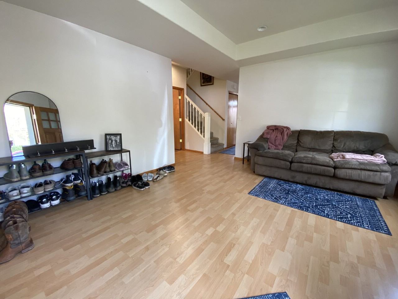 3328 Sussex Dr - Photo 5 of 26