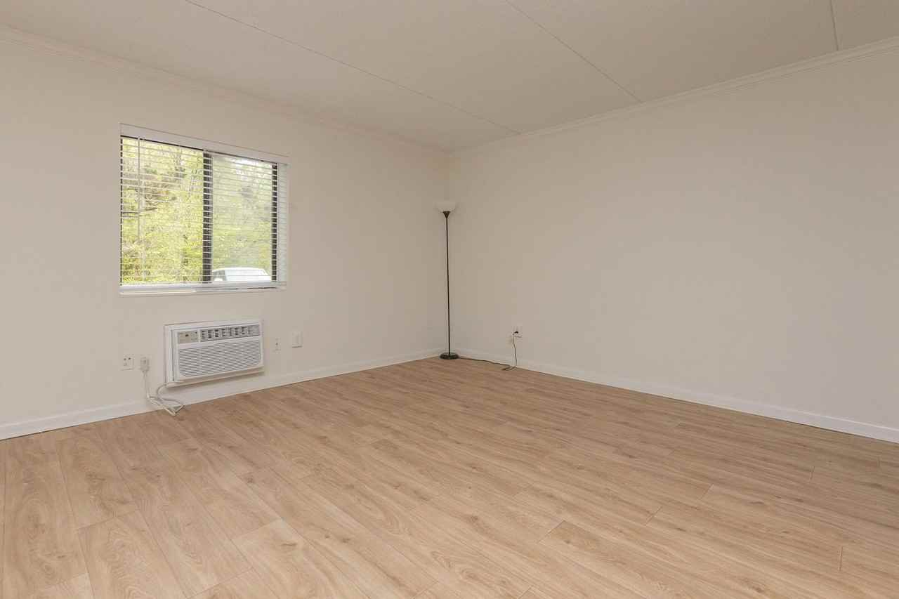 River Hills Flats - Photo 5 of 7