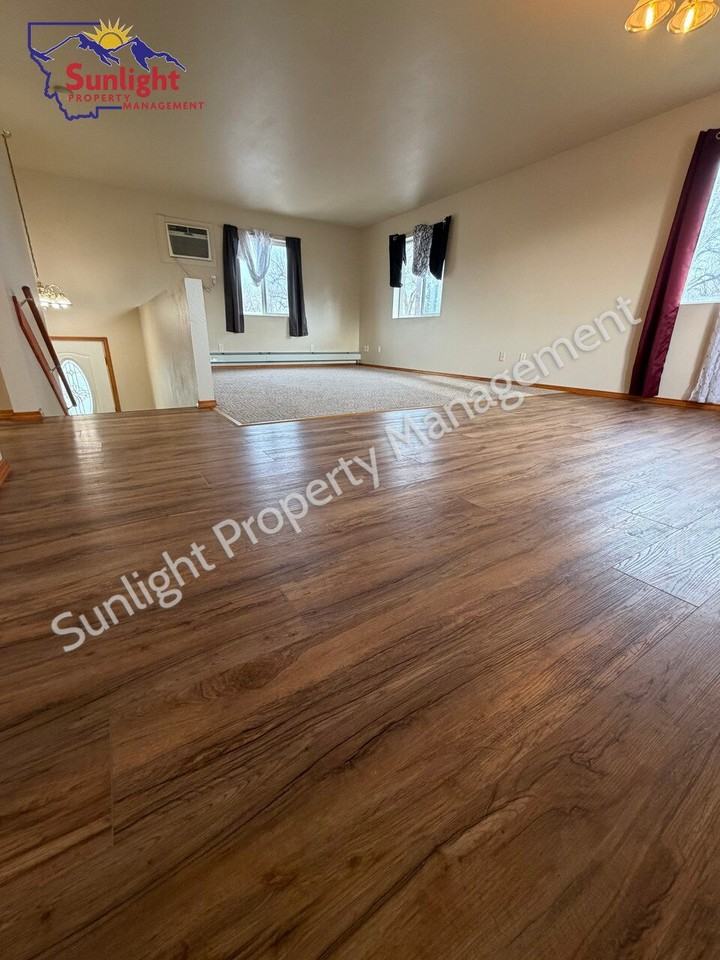 501 Woodland Ave - Photo 2 of 14