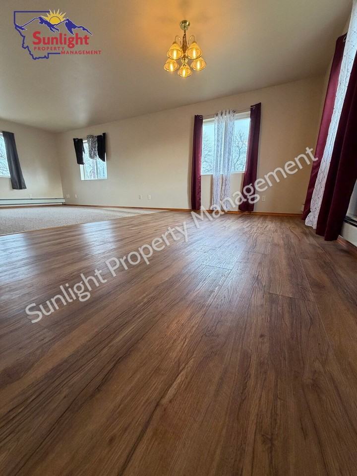 501 Woodland Ave - Photo 3 of 14