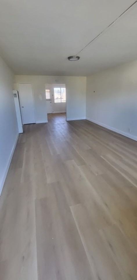 2401 Bartlett St - Photo 3 of 9