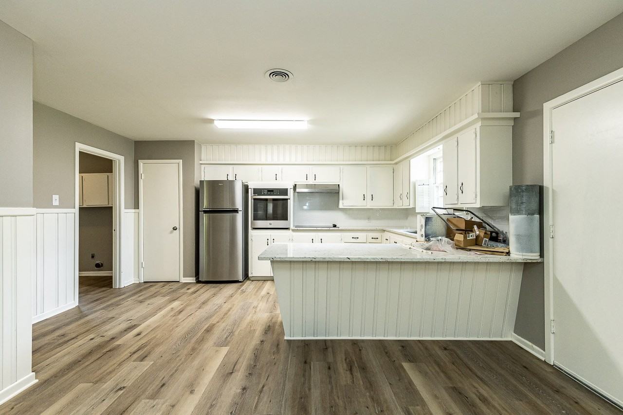 3510 47th St - Photo 6 of 15