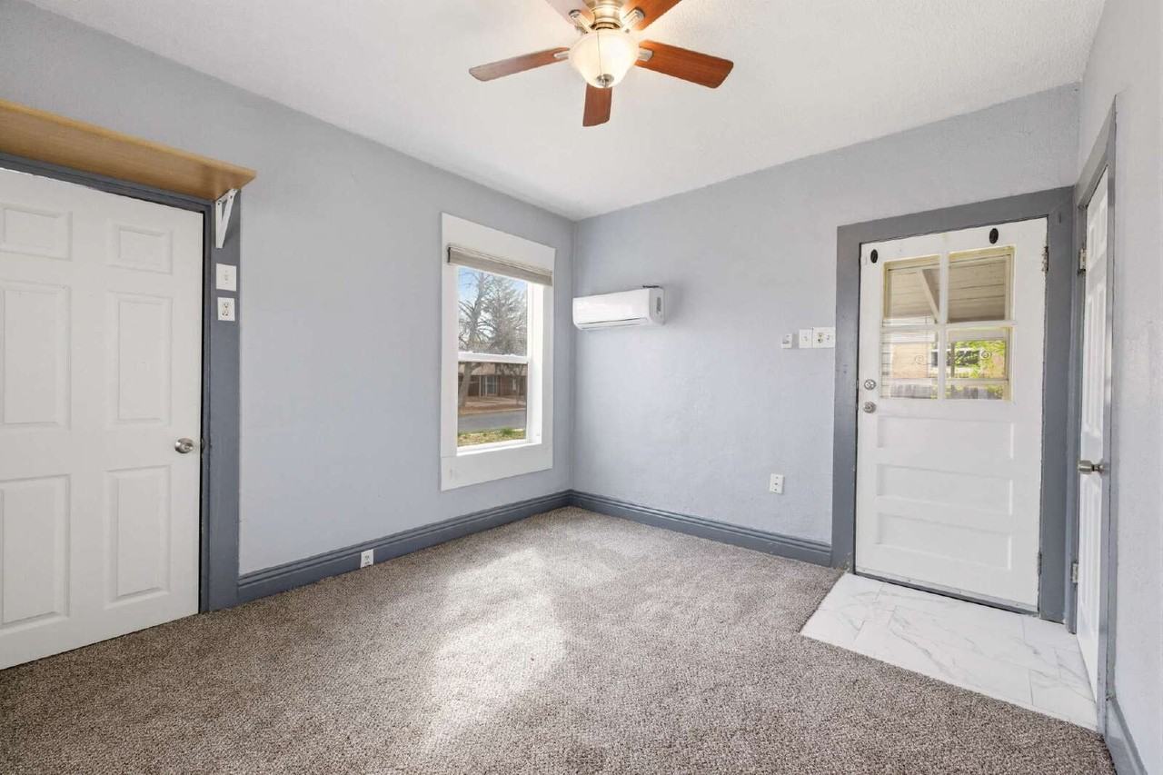 1347 Elmira St - Photo 2 of 14