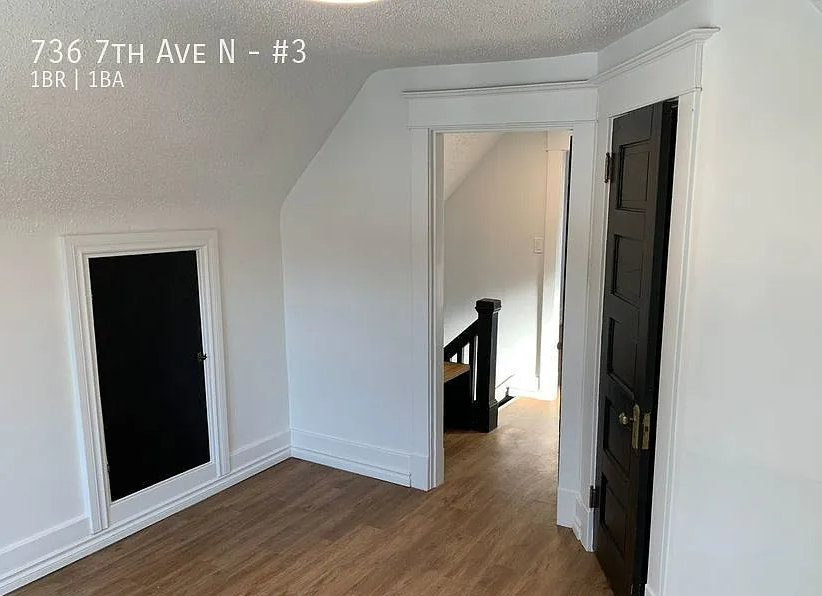 736 - 736 7th Ave N - Photo 4 of 10