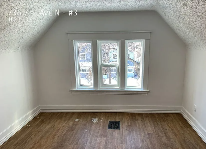 736 - 736 7th Ave N - Photo 5 of 10