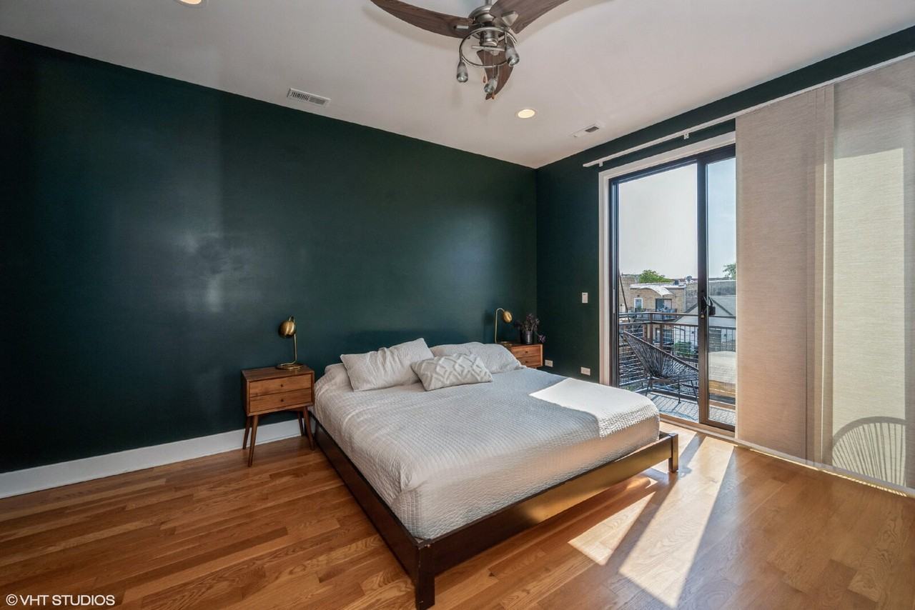 1136 N California Ave - Photo 7 of 17